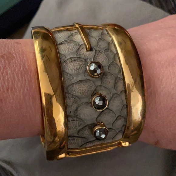 Kara Ross Large Wide Lizard & Swarovski Gems Gold Hinged Statement Cuff NWT - Picture 3 of 8